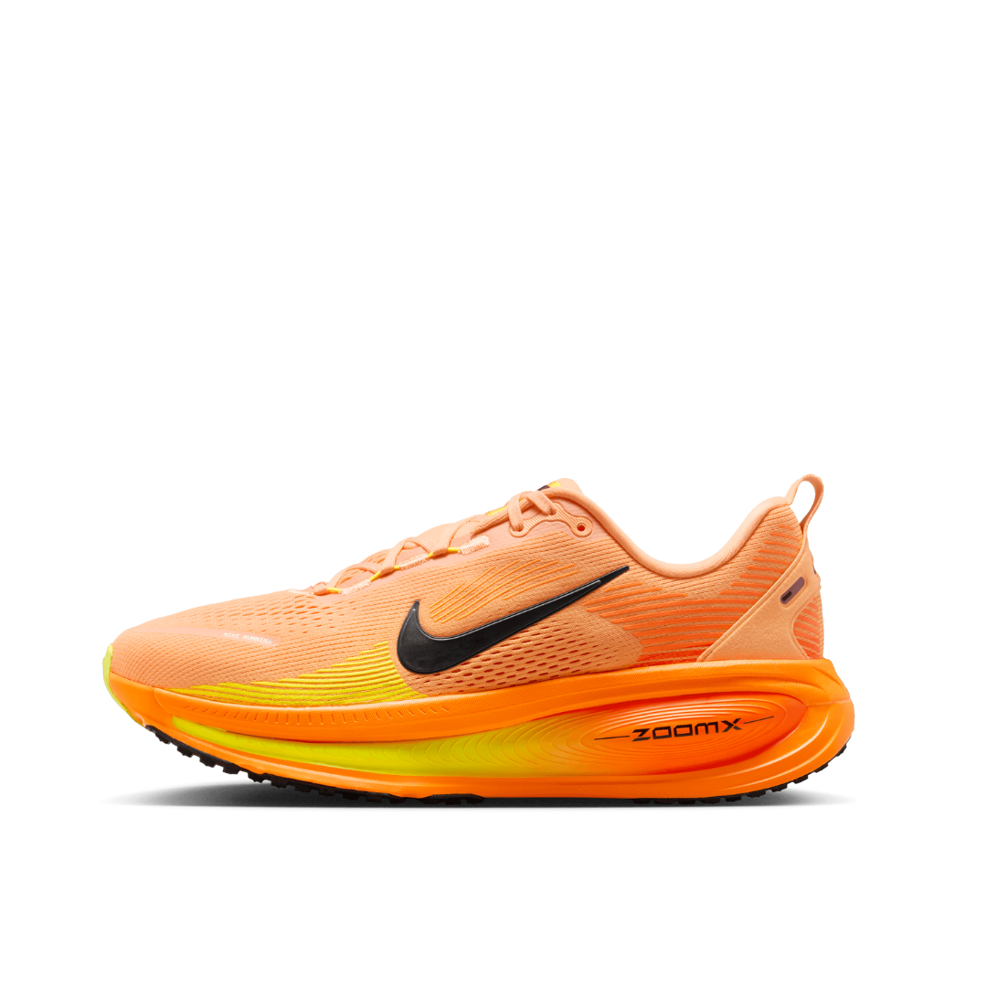 NIKE VOMERO 18 (ORANGE CHALK)