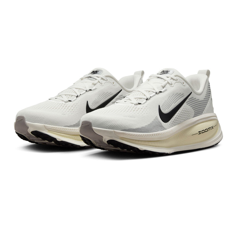 NIKE VOMERO 18 (CREAM)