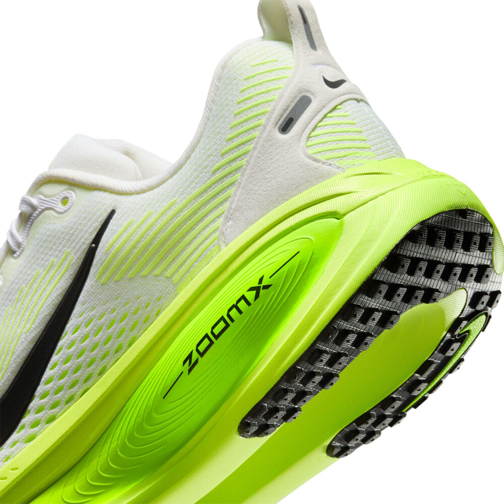 NIKE VOMERO 18 (NEON GREEN)
