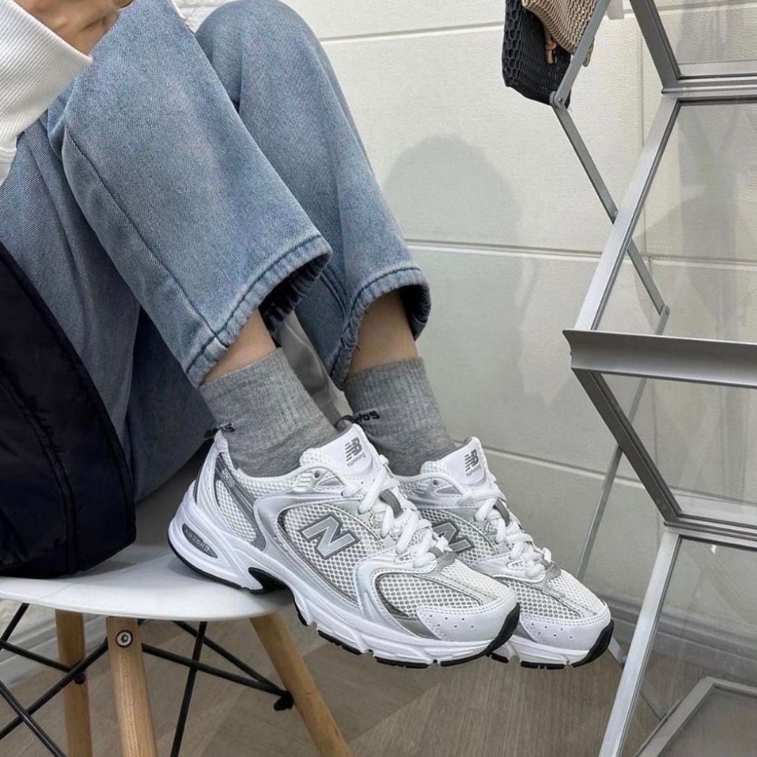 NEW BALANCE 530 (WHITE METTALIC)